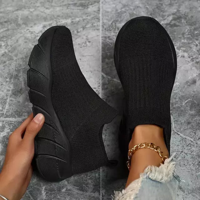 Tênis Slip On Knit: Estilo e Conforto