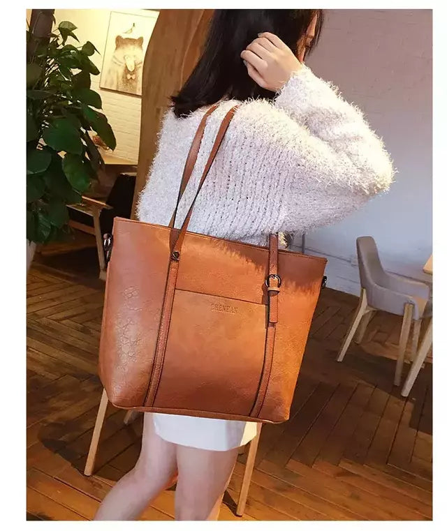 Bolsa Vintage com Carteira: Estilo Sofisticado e Espaço Ideal